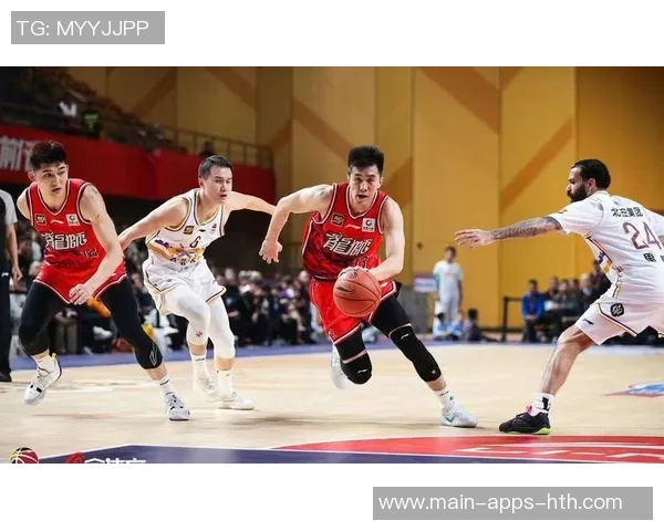 广州男篮季前赛遭遇马刺狂轰119分创单场失分新低 广州男篮季前赛遭遇马刺狂轰119分创单场失分新低