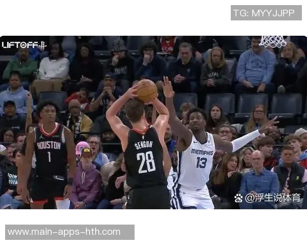 曼恩火力全开7投6中三分球完美表现助力球队拿下15分与3个篮板 曼恩火力全开7投6中三分球完美表现助力球队拿下15分与3个篮板