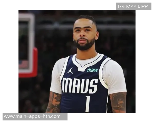 拉塞尔缺阵弗拉格首发控卫开启新试验球队阵容调整引关注 拉塞尔缺阵弗拉格首发控卫开启新试验球队阵容调整引关注