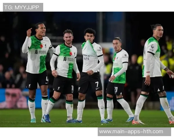 费迪南德分析加克波与迪亚斯的差距利物浦新援尚需时间融入球队 费迪南德分析加克波与迪亚斯的差距利物浦新援尚需时间融入球队