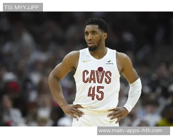 米切尔半场状态未热身9投仅3中三分1中3仅得8分助攻表现平平 米切尔半场状态未热身9投仅3中三分1中3仅得8分助攻表现平平