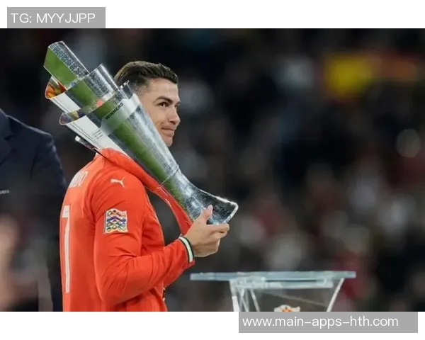 C罗坦言愿为国家队奉献一生不再效力任何俱乐部 C罗坦言愿为国家队奉献一生不再效力任何俱乐部