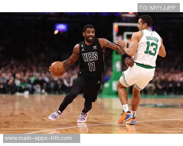 夺笋77与欧文携手送礼快船球迷调侃送走队友成常态